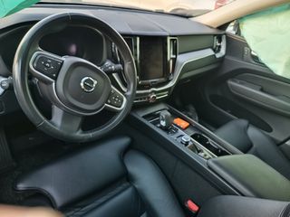 Volvo XC 60 2022 2.0D5 MILD HYBRID 235ps FULL EXTRA-thumb-23