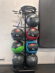 Medicine balls-thumb-2