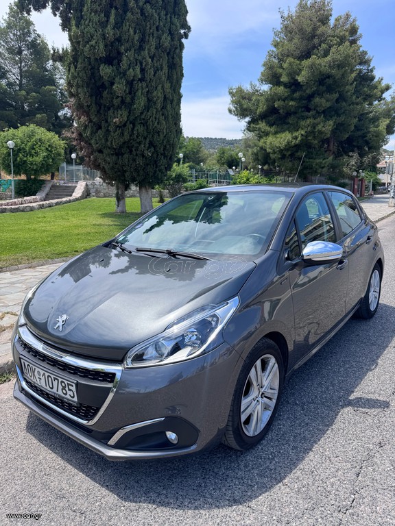 Peugeot 208 2019 2019 Signature euro6