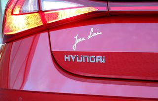 Hyundai i 20 2022 1.000cc 101 Hp HYBRD - BLUETOOTH -ANDROID-CAMERA-ZANTEΣ 16''-thumb-30
