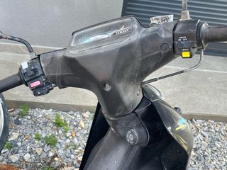 Yamaha Crypton R 2000-thumb-4