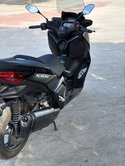 Yamaha XMAX 300 Tech Max 2025 Tech max-thumb-1