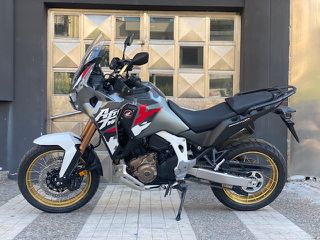 Honda CRF 1100 AFRICA TWIN 2026 ADVENTURE ES DCT