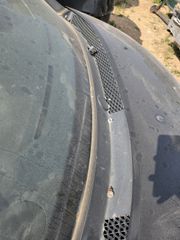 Πλαστικός Νεροχύτης (Cowl/Scuttle Panel) Citroen C2 (2003-2009)