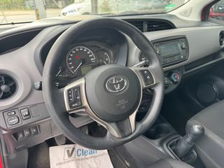 Toyota Yaris 2017-thumb-15