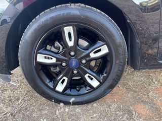 Ford Ka 2019 Ka+ 1.2 Ti-VCT Black & White-thumb-41