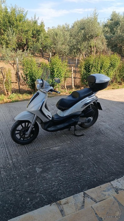 Piaggio Beverly 300 2010 BEVERLY 300
