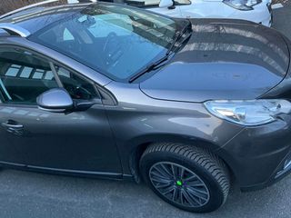 Peugeot 2008 2017-thumb-3