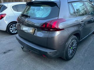 Peugeot 2008 2017-thumb-4
