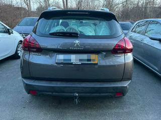 Peugeot 2008 2017-thumb-5