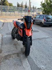 KTM 990 Supermoto 2010-thumb-4