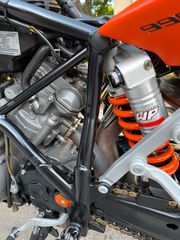 KTM 990 Supermoto 2010-thumb-14