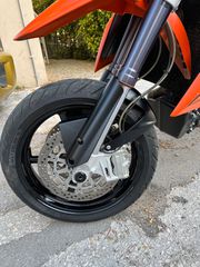 KTM 990 Supermoto 2010-thumb-17