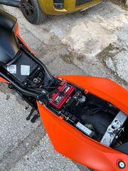 KTM 990 Supermoto 2010-thumb-20