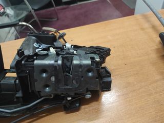 FORD FOCUS 08 κλειδαριά ΕΜΠ αριστερή οδηγου 6pin