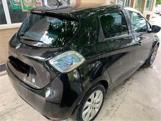 Renault Zoe 2014-thumb-2
