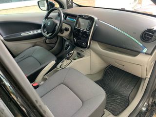 Renault Zoe 2014-thumb-10