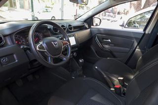 Dacia Duster 2020 1.5cc Diesel 116hp Comfort (Navi)-thumb-10