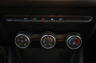 Dacia Duster 2020 1.5cc Diesel 116hp Comfort (Navi)-thumb-27