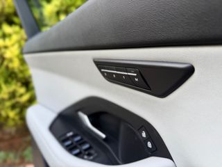 Jaguar E-Pace 2023 R Dynamic,Panorama,Black Pack,Hybrid,Portofino-thumb-18