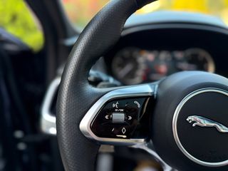 Jaguar E-Pace 2023 R Dynamic,Panorama,Black Pack,Hybrid,Portofino-thumb-21