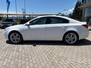 Opel Insignia 2010-thumb-3