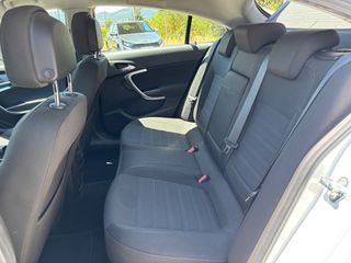 Opel Insignia 2010-thumb-6