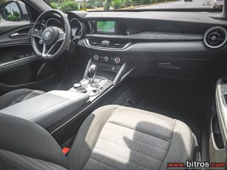 Alfa Romeo Stelvio 2019 2.2 JTDM (190 Hp) Q4 AWD Automatic-thumb-3