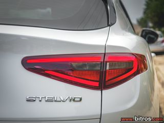 Alfa Romeo Stelvio 2019 2.2 JTDM (190 Hp) Q4 AWD Automatic-thumb-45