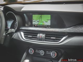 Alfa Romeo Stelvio 2019 2.2 JTDM (190 Hp) Q4 AWD Automatic-thumb-17