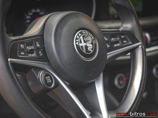 Alfa Romeo Stelvio 2019 2.2 JTDM (190 Hp) Q4 AWD Automatic-thumb-18