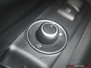Alfa Romeo Stelvio 2019 2.2 JTDM (190 Hp) Q4 AWD Automatic-thumb-23