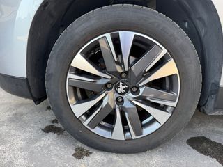 Peugeot 2008 2017-thumb-8