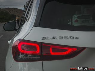 Mercedes-Benz GLA 250 2021 e AMG LINE AUTOMATIC ΕΛΛΗΝΙΚΟ-thumb-39