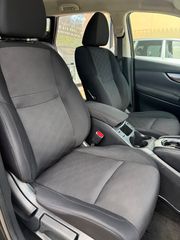 Nissan Qashqai 2017-thumb-15