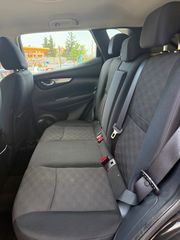 Nissan Qashqai 2017-thumb-22