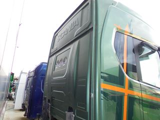 SCANIA ΚΑΜΠΙΝΑ S-thumb-2