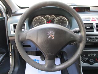 Peugeot 307 2002-thumb-7