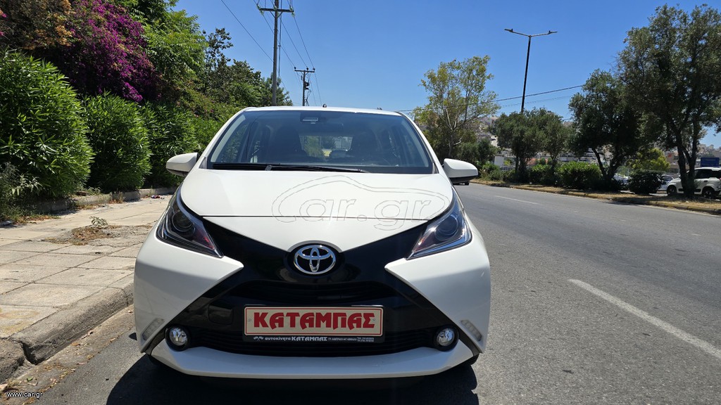 Toyota Aygo 2017 1.0_X-PLAY_EDITION-S  - FULL_EXTRA