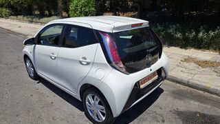 Toyota Aygo 2017 1.0_X-PLAY_EDITION-S  - FULL_EXTRA-thumb-34