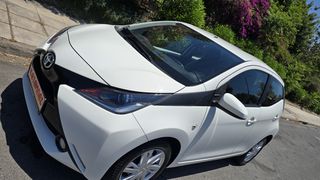 Toyota Aygo 2017 1.0_X-PLAY_EDITION-S  - FULL_EXTRA-thumb-5
