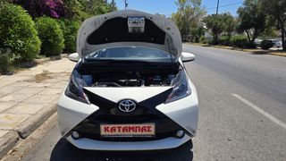 Toyota Aygo 2017 1.0_X-PLAY_EDITION-S  - FULL_EXTRA-thumb-8