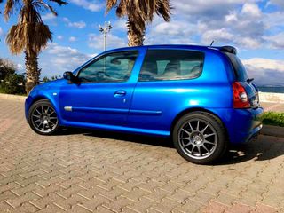Renault Clio 2005 RS 182 sport  package
