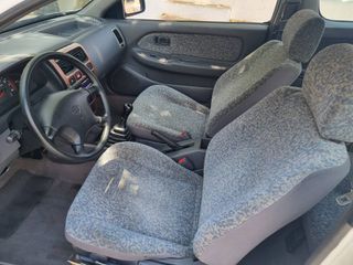 Nissan Almera 1998-thumb-9