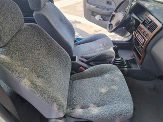 Nissan Almera 1998-thumb-11