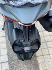 Yamaha TMAX 560 2026 2026-thumb-3