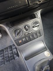 Volkswagen Polo 2000 1.4 16V-thumb-17
