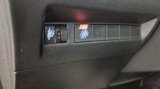 Peugeot 208 2023 AYTOMATO-thumb-14