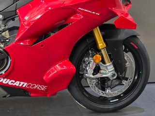 Ducati Panigale V4 R 2026-thumb-8