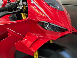 Ducati Panigale V4 R 2026-thumb-13